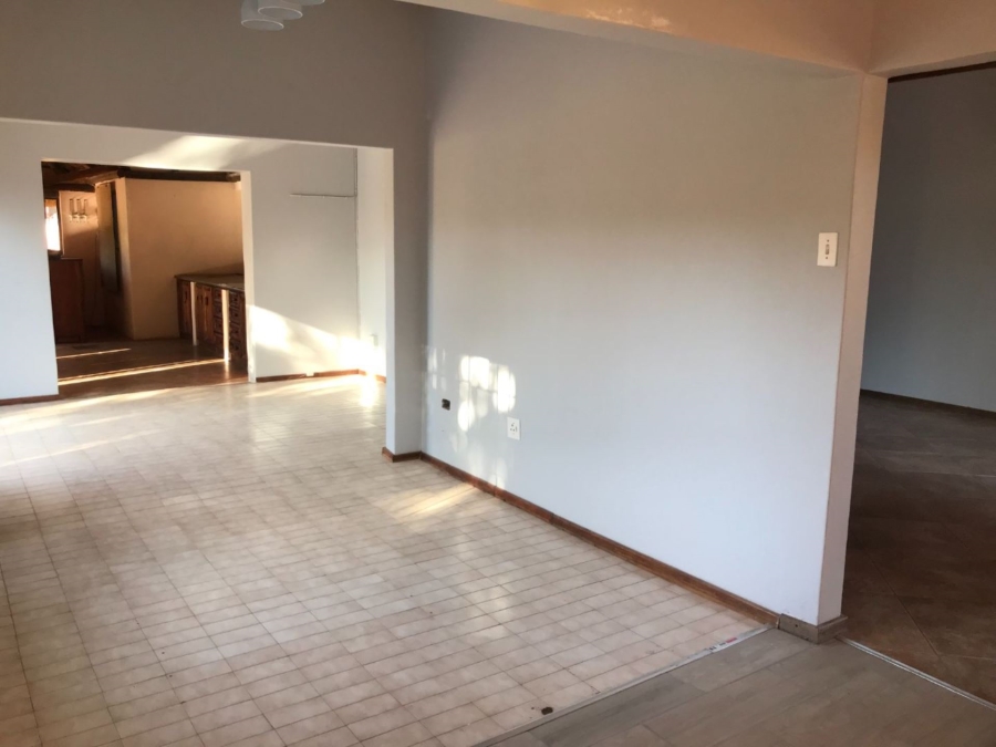 4 Bedroom Property for Sale in Oosterville Northern Cape